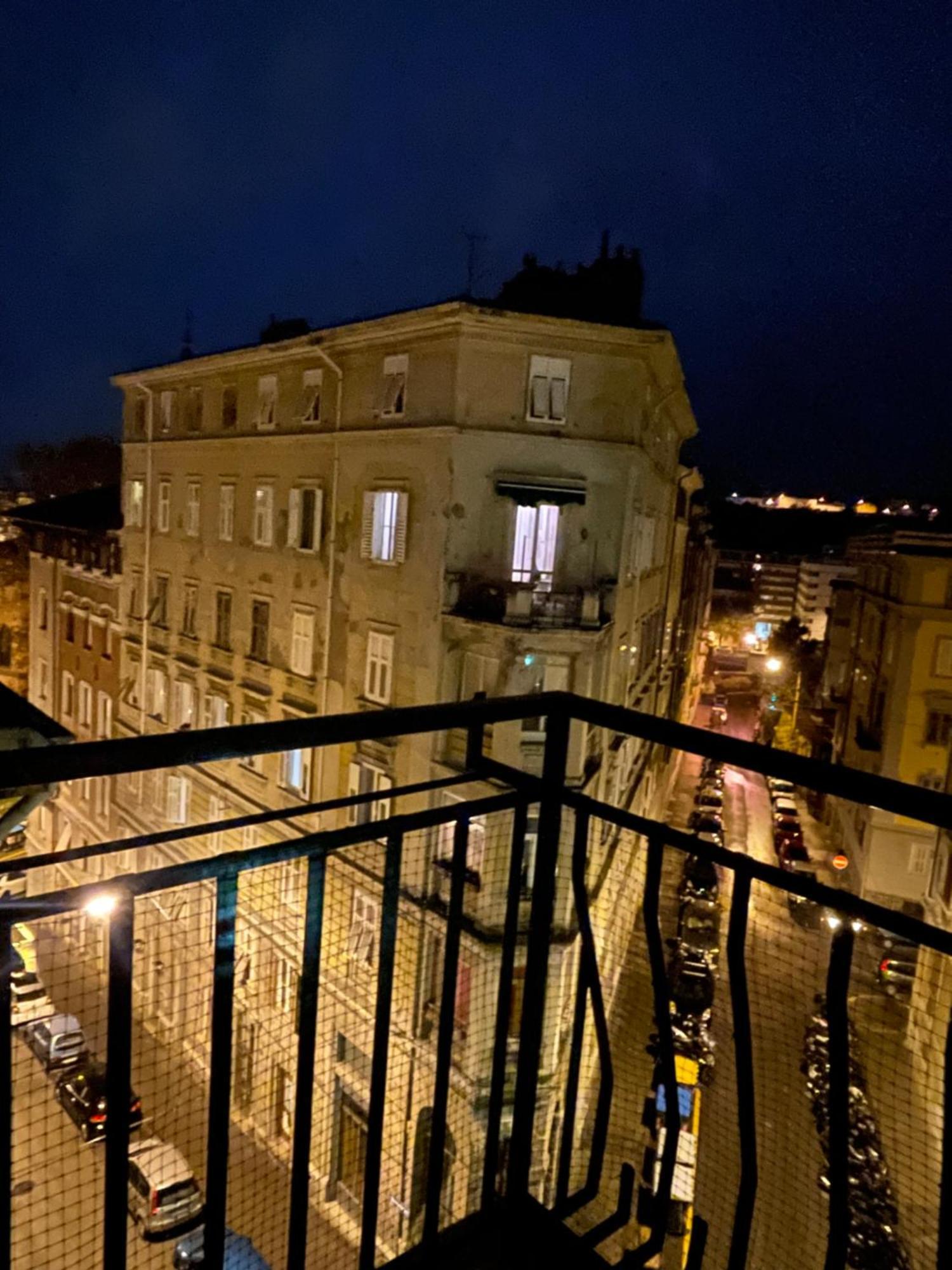 Sunway Apartment Trieste Exteriör bild